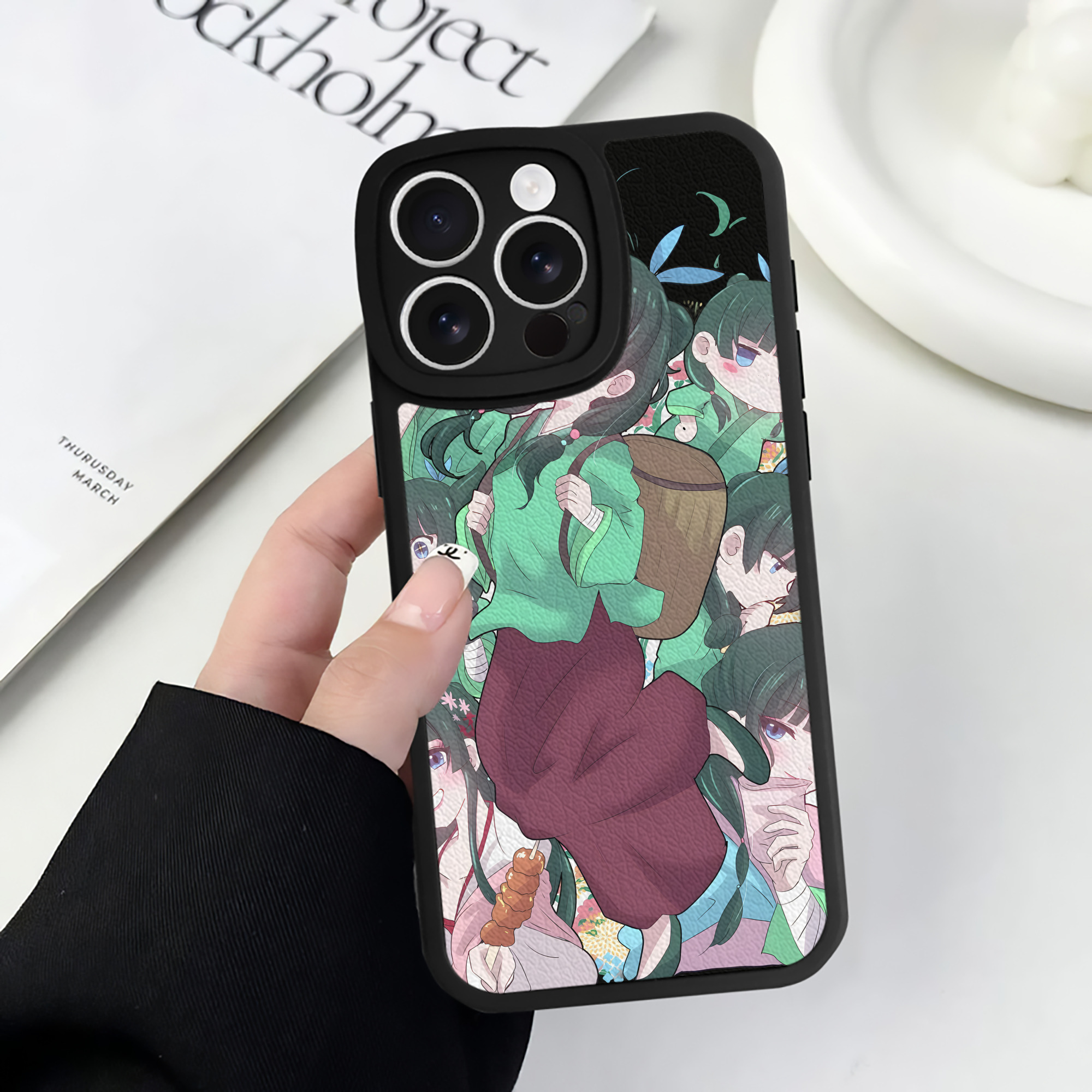 （画像用） 薬屋のひとりごと The Apothecary Diaries 【iPhone 16シリーズ対応】シリコンスマホケース（レザー調） 材質：シリコン